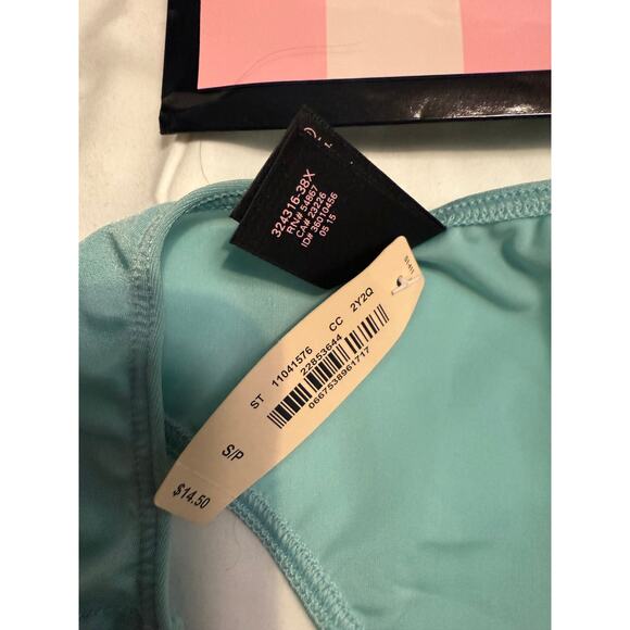 NWT Victoria’s Secret Vintage V-String Thong – Size S - Picture 3 of 3